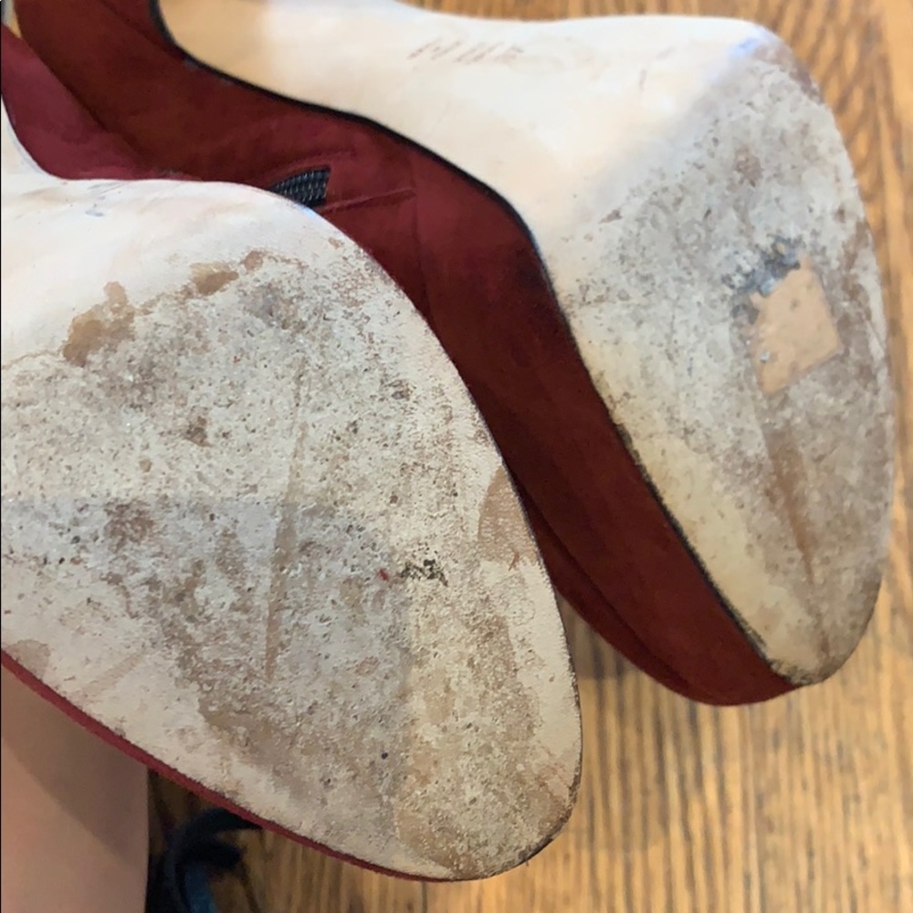 Abel Munoz Burgundy/Wine Suede Ankle Boots. - Picture 7 of 8